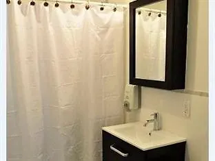 Westway Laguardia Airport Otel New York 2*,  ABD